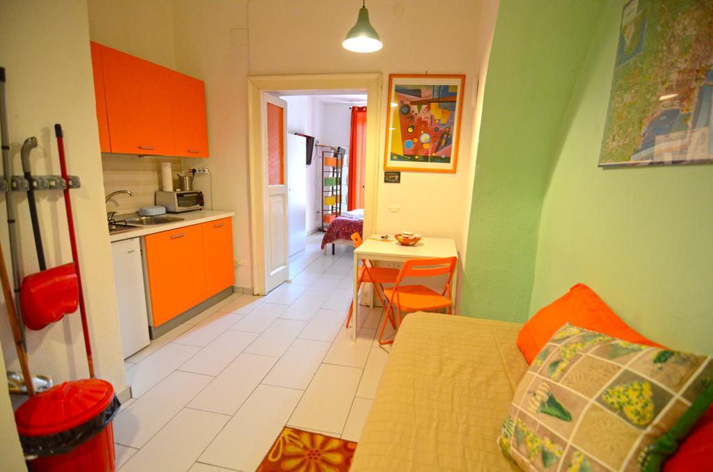 Shine Apartment Неаполь Экстерьер фото